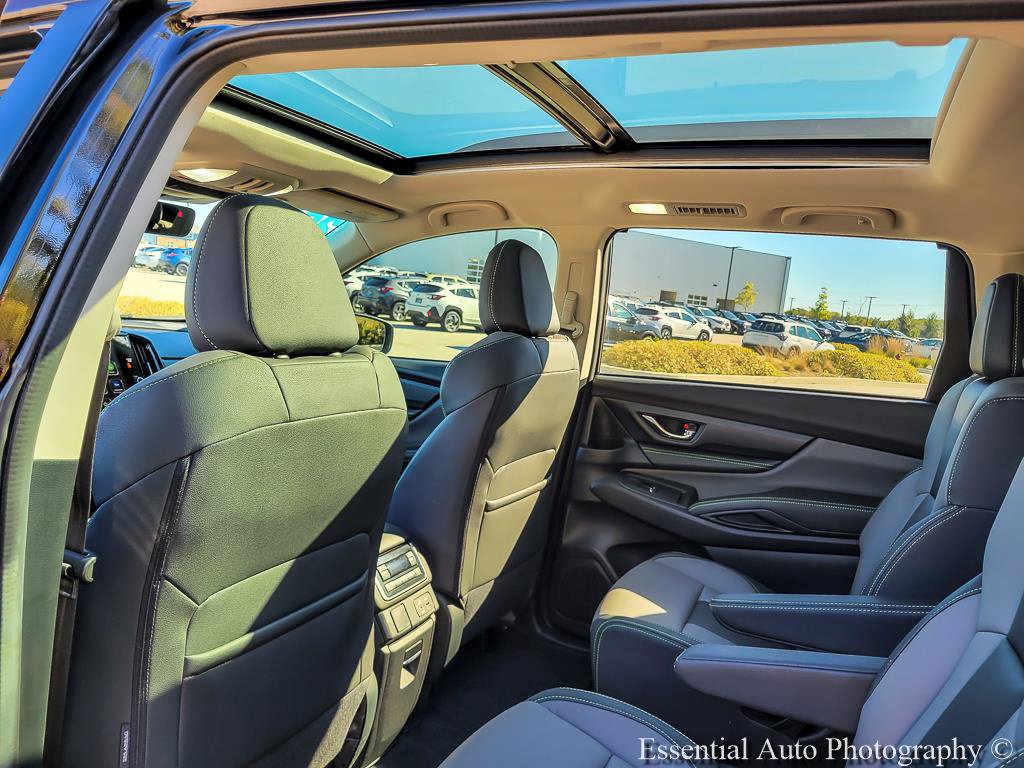 Used 2023 Subaru Ascent Onyx Edition AWD/4WD image 13