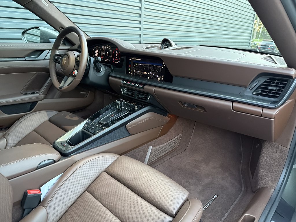 Certified 2026 Porsche 911 Carrera S RWD image 31