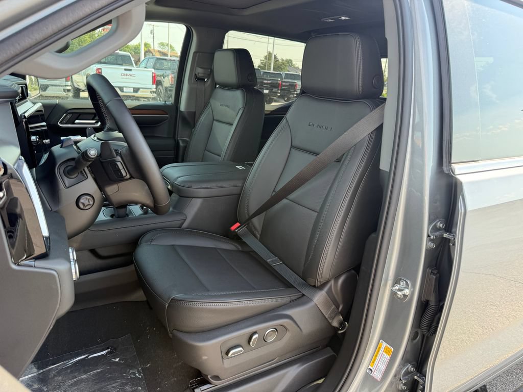 New 2026 GMC Sierra 1500 Denali AWD/4WD image 17