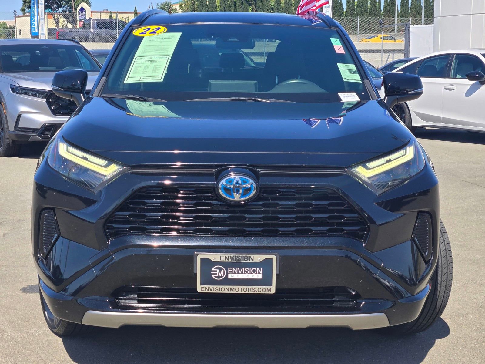 Used 2022 Toyota RAV4 SE w/ Convenience Package AWD/4WD image 2
