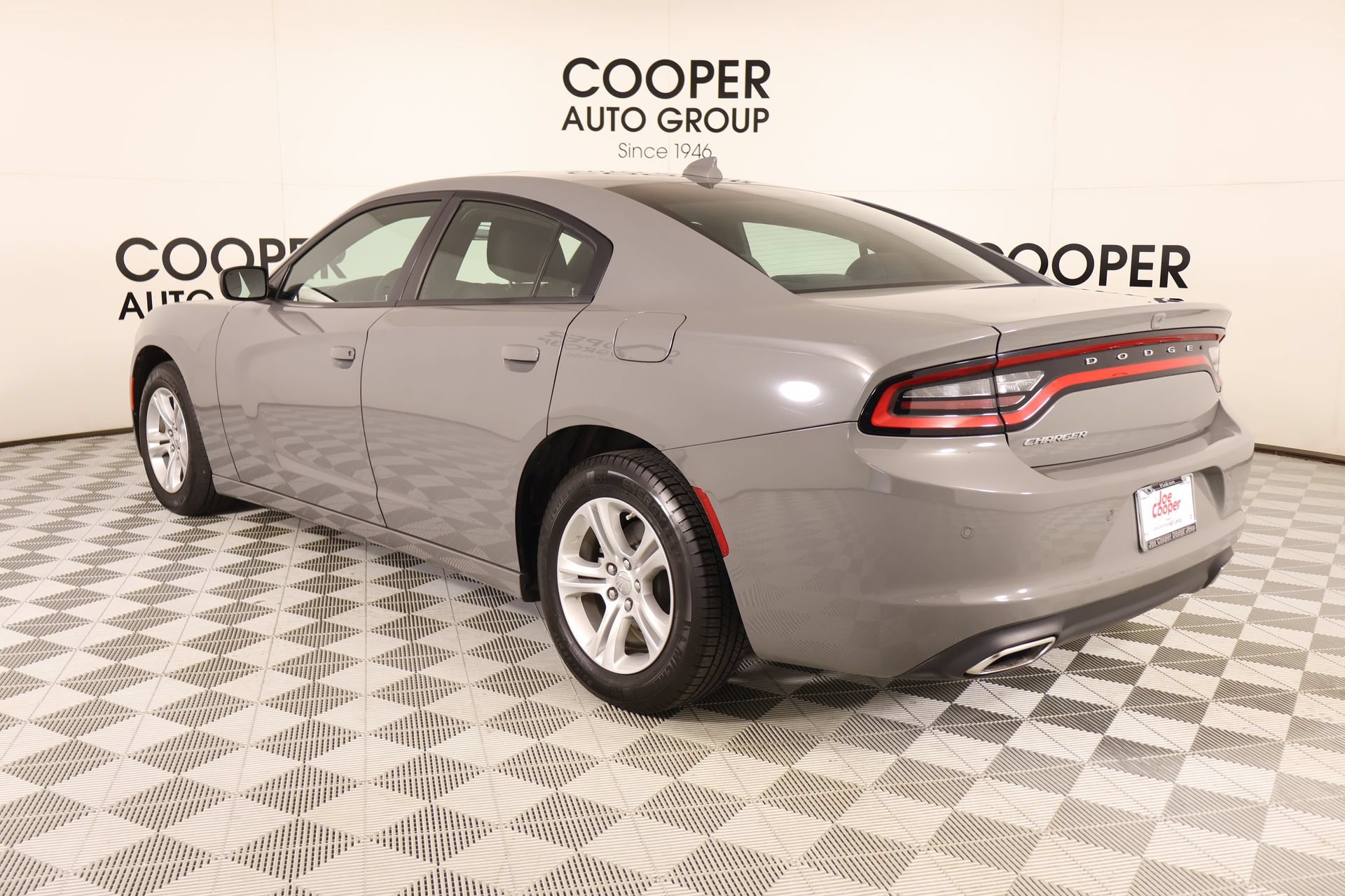 Used 2023 Dodge Charger SXT w/ Cold Weather Package RWD image 23