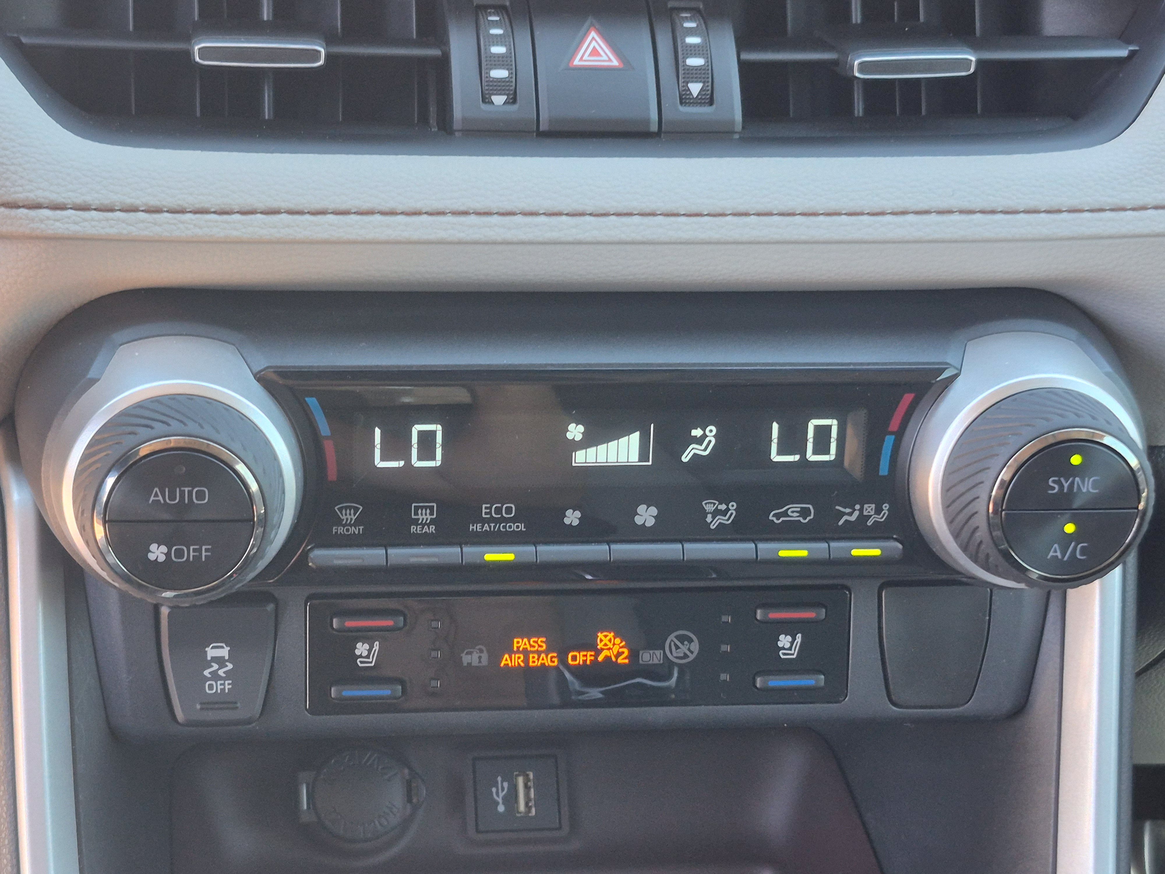 Certified 2023 Toyota RAV4 Limited AWD/4WD image 30