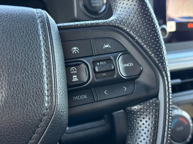 Used 2025 Toyota Tacoma SR5 image 27