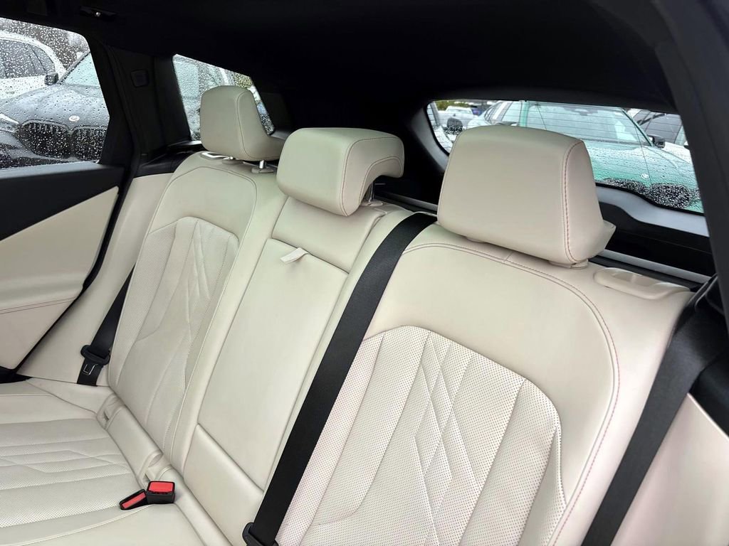 New 2025 BMW X3 xDrive30i w/ M Sport Package image 26