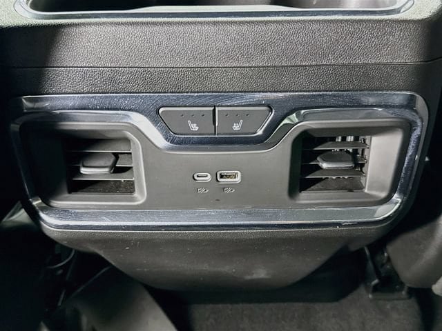 Used 2024 Chevrolet Silverado 1500 LTZ w/ LTZ Premium Package AWD/4WD image 27