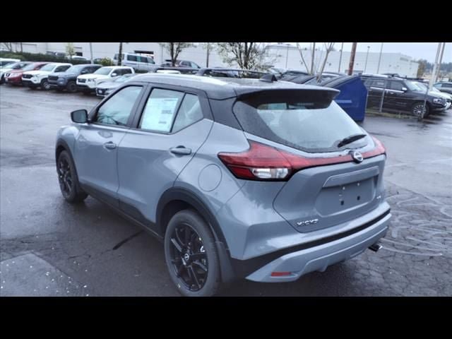 Used 2024 Nissan Kicks SV w/ Exterior Package FWD image 7