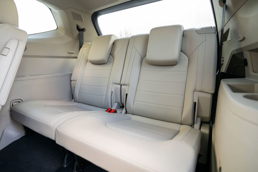 Used 2021 Volkswagen Atlas SEL Premium image 34