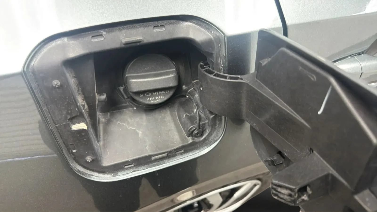 Used 2023 Nissan Sentra S FWD image 30
