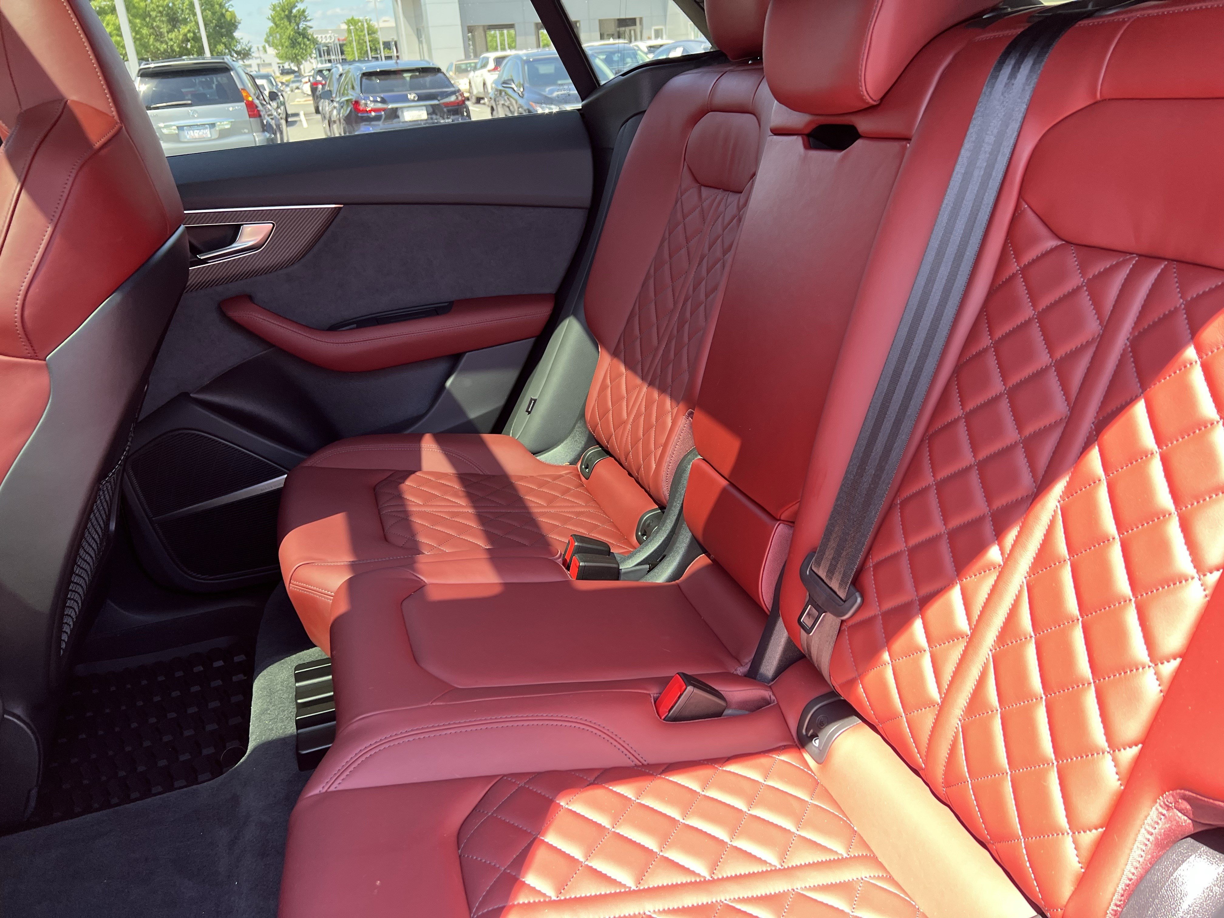 Used 2024 Audi SQ8 Premium Plus AWD/4WD image 33