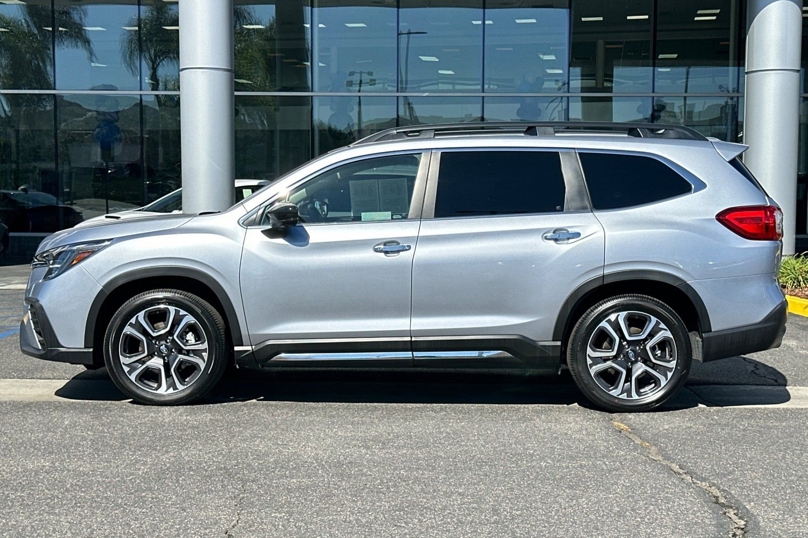 Certified 2024 Subaru Ascent Touring image 8