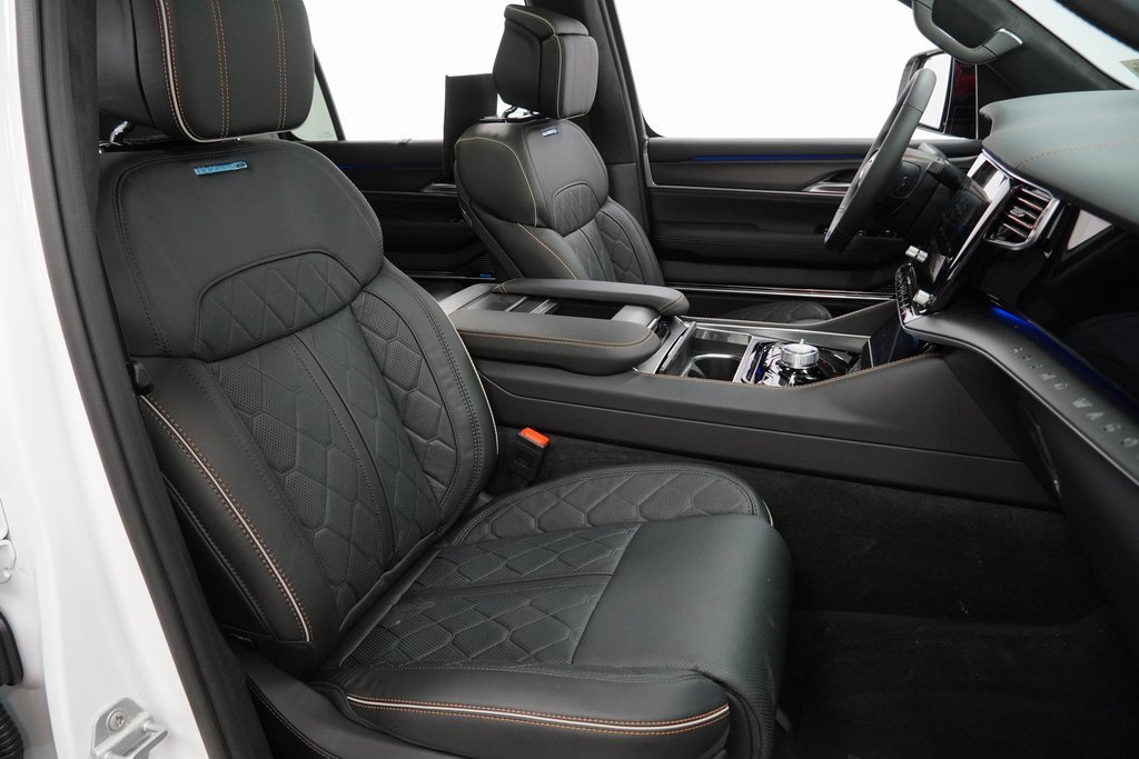 New 2025 Jeep Grand Wagoneer Series III w/ Rear Seat Video Group 1 image 41