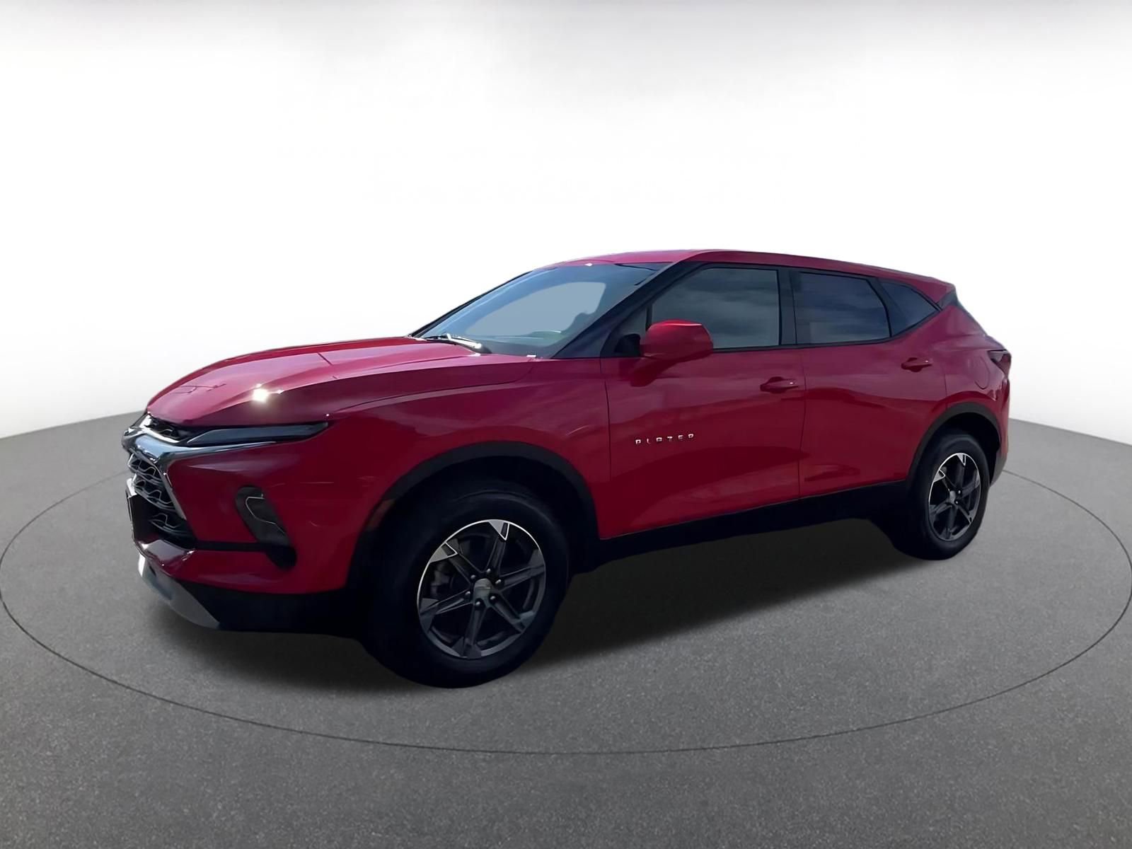 Used 2025 Chevrolet Blazer LT FWD image 7