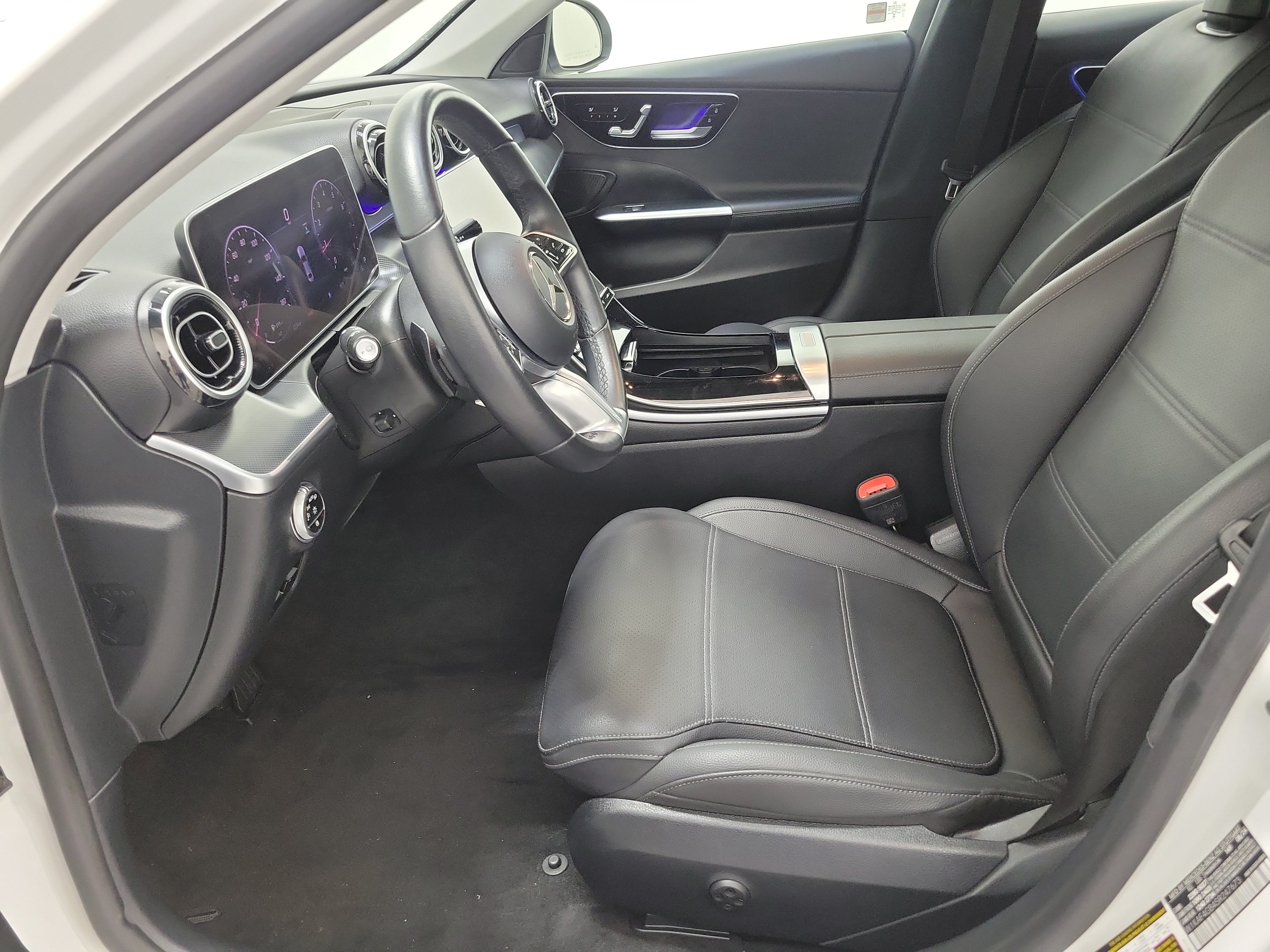 Used 2025 Mercedes-Benz C 300 Sedan image 18