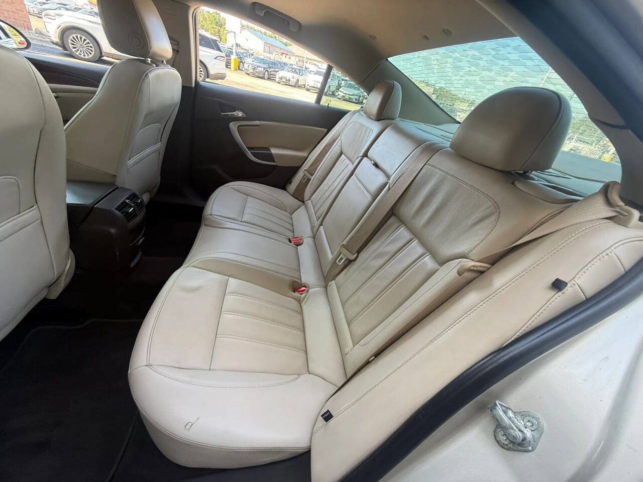 Used 2015 Buick Regal Premium w/ Driver Confidence Package #2 FWD image 16