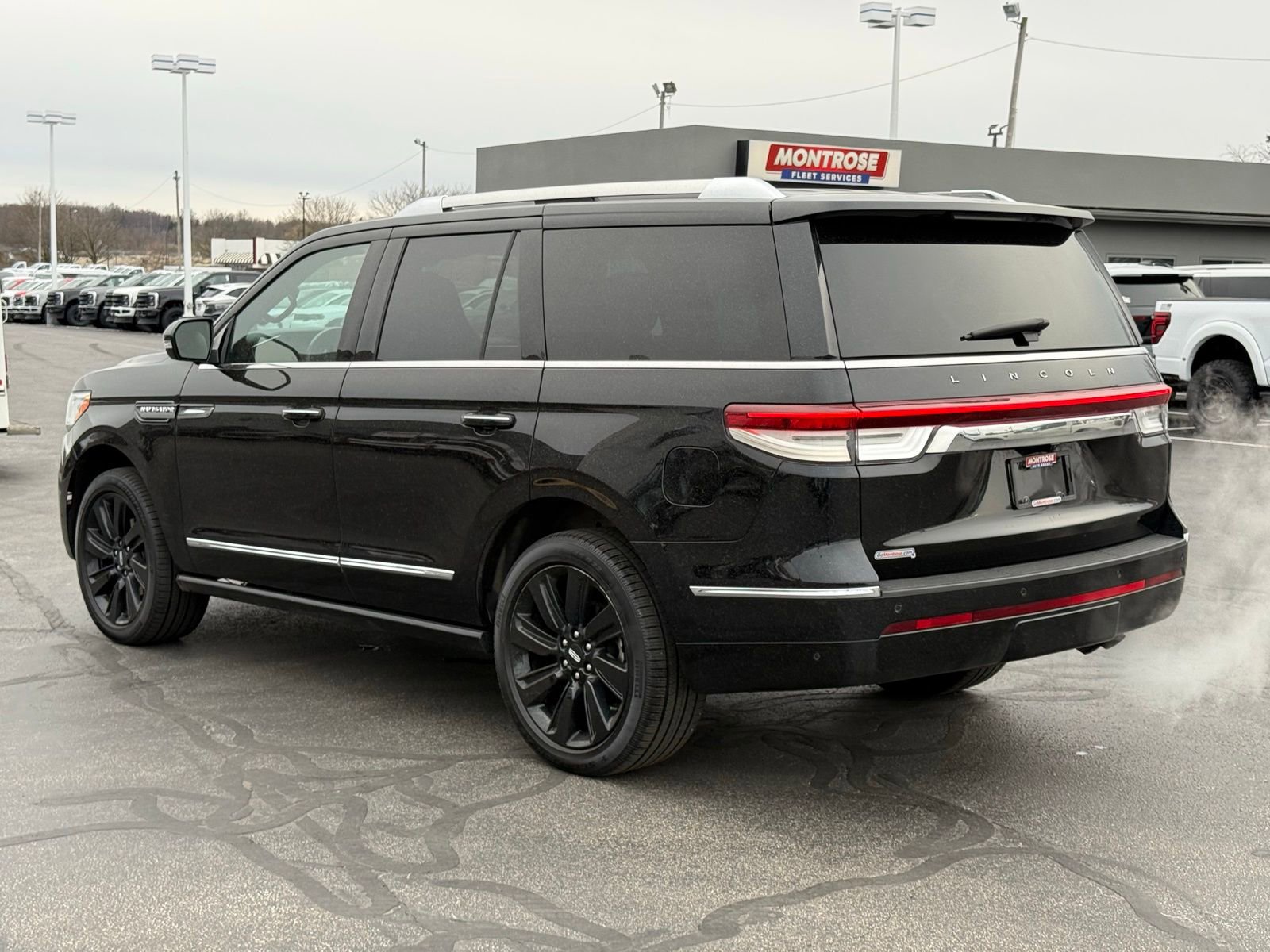 Used 2023 Lincoln Navigator Reserve image 5