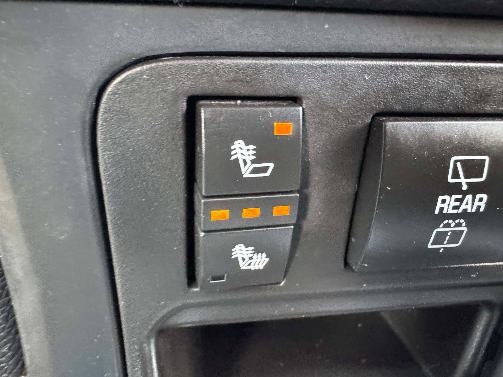 Used 2015 GMC Acadia SLE AWD/4WD image 26