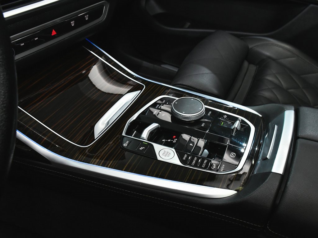 Used 2024 BMW X7 xDrive40i image 52