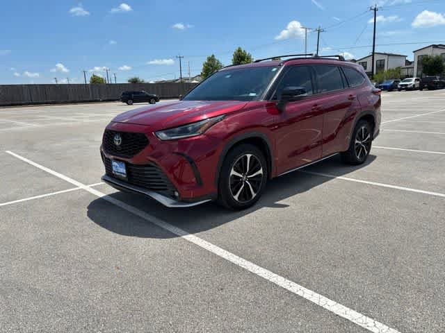 Used 2022 Toyota Highlander XSE