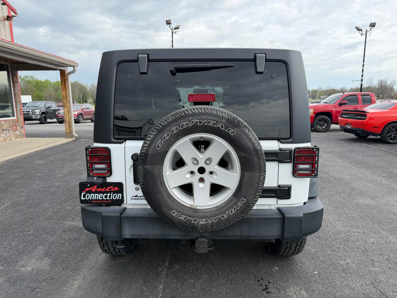 Used 2017 Jeep Wrangler Unlimited Sport w/ Quick Order Package 24S AWD/4WD image 5