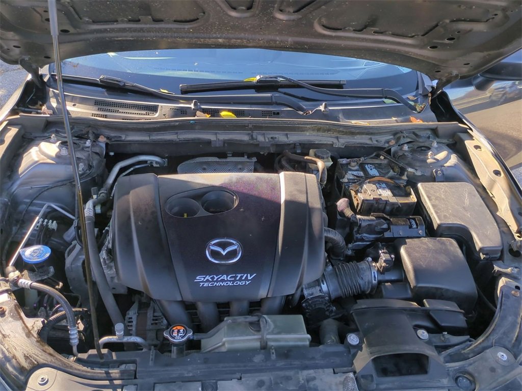 Used 2015 MAZDA MAZDA3 i Touring w/ Technology Package image 24