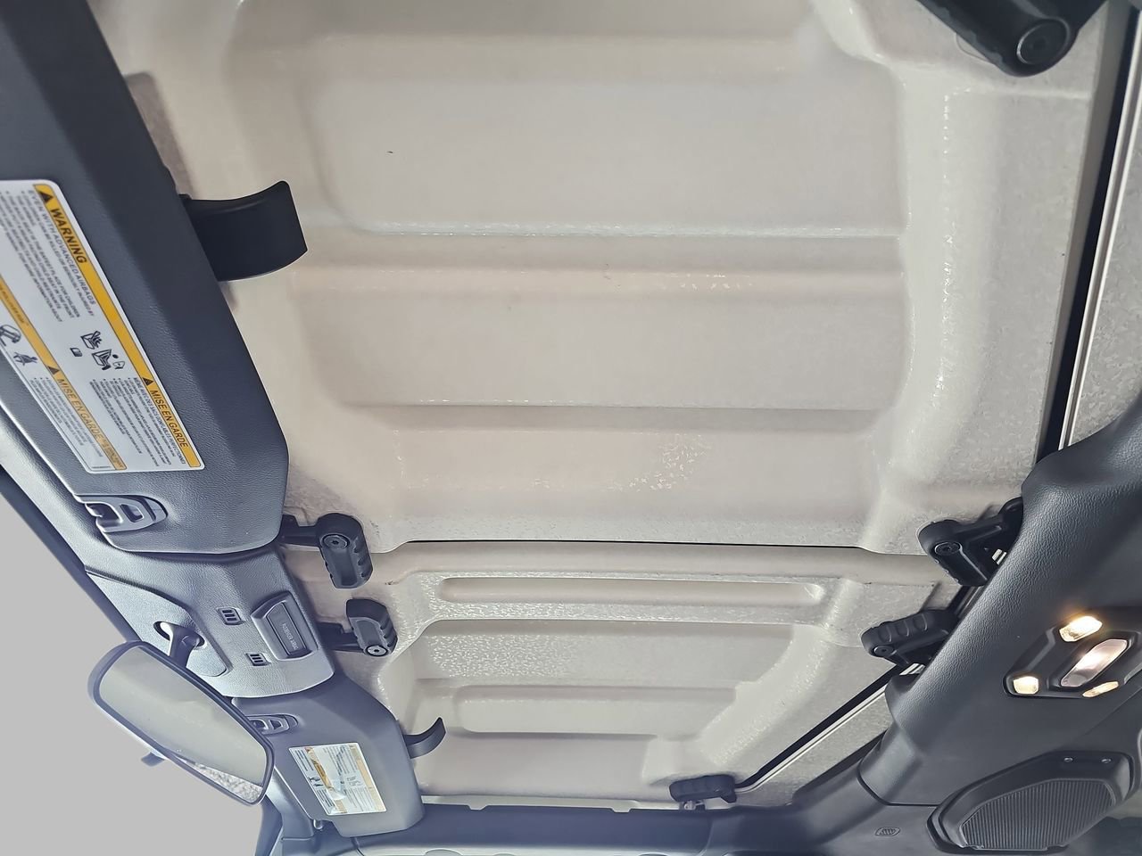 Used 2019 Jeep Wrangler Unlimited Sport S image 33