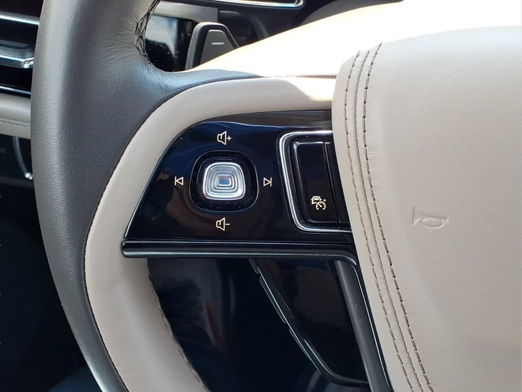 Used 2023 Lincoln Aviator Reserve RWD image 26