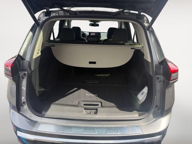 New 2026 Nissan Rogue Platinum w/ Platinum Premium Package AWD/4WD image 9