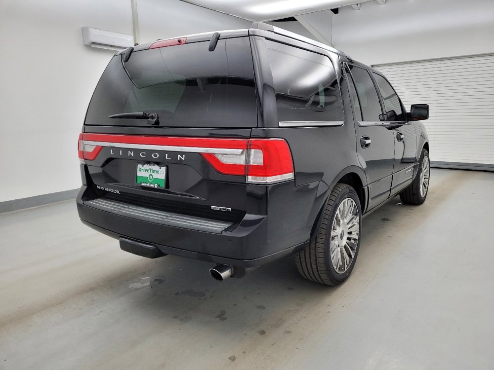 Used 2016 Lincoln Navigator Reserve AWD/4WD image 9