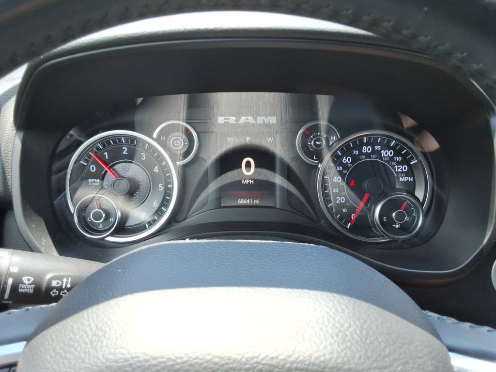 Used 2019 RAM 1500 Big Horn RWD image 30