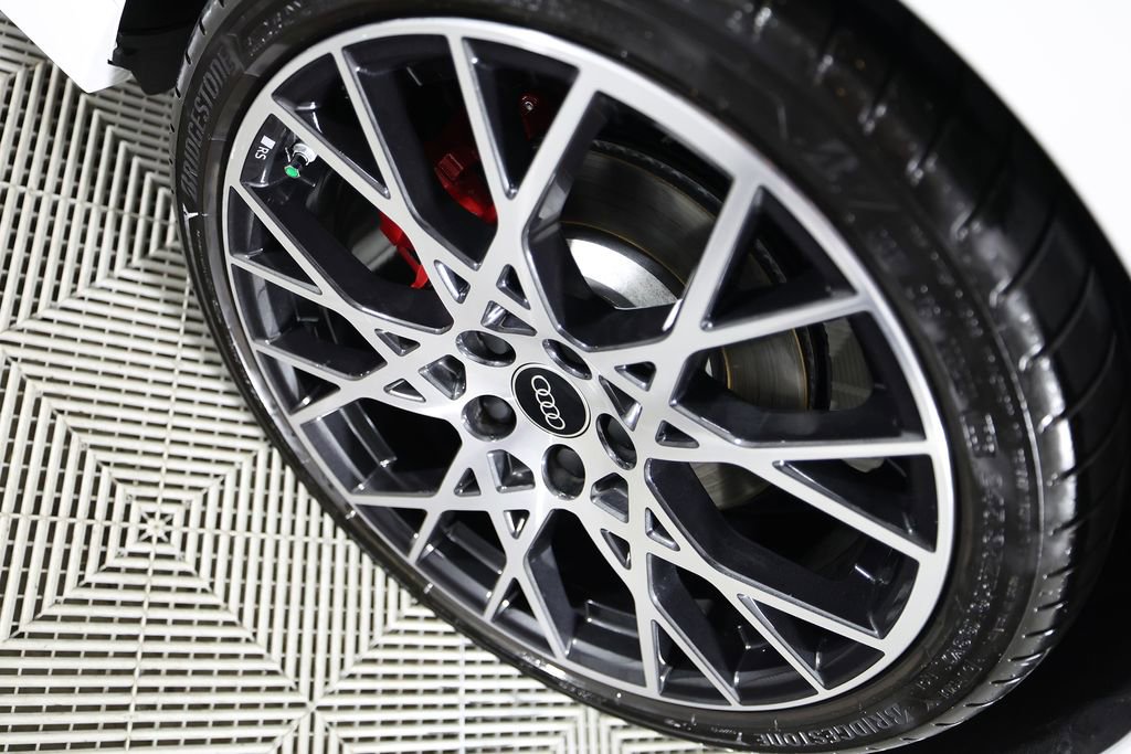 Used 2025 Audi RS 3 image 46