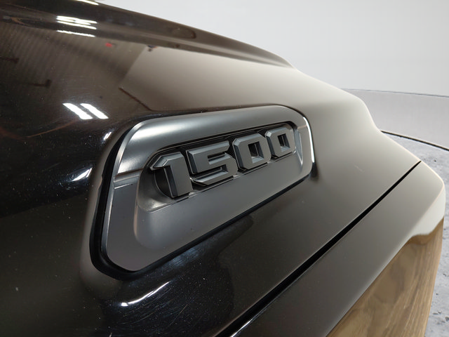 Used 2019 RAM 1500 Big Horn AWD/4WD image 11