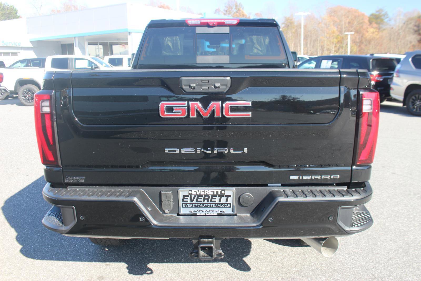 New 2026 GMC Sierra 2500 Denali w/ Denali Reserve Package image 6