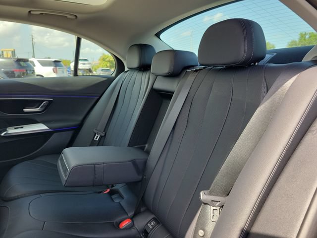 Used 2025 Mercedes-Benz E 350 Sedan w/ Winter Package image 10