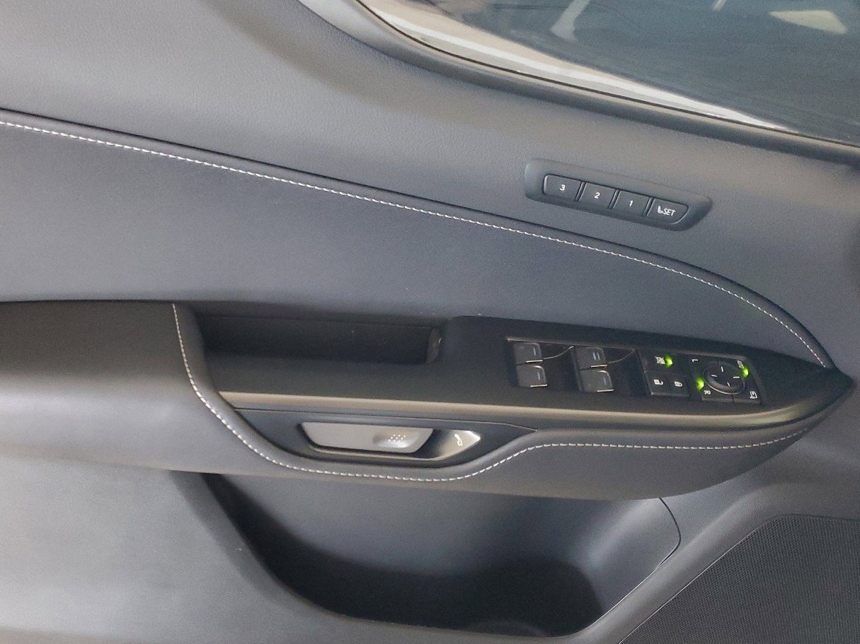 Certified 2025 Lexus NX 250 FWD w/ Premium Package image 12