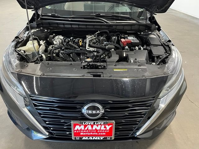 Used 2023 Nissan Altima 2.5 SL FWD image 9