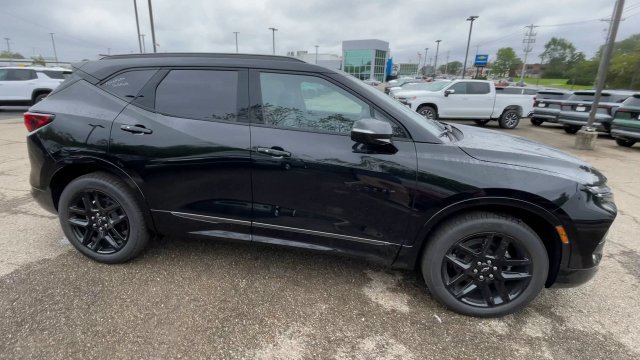 New 2026 Chevrolet Blazer RS w/ Driver Confidence II Package AWD/4WD image 3