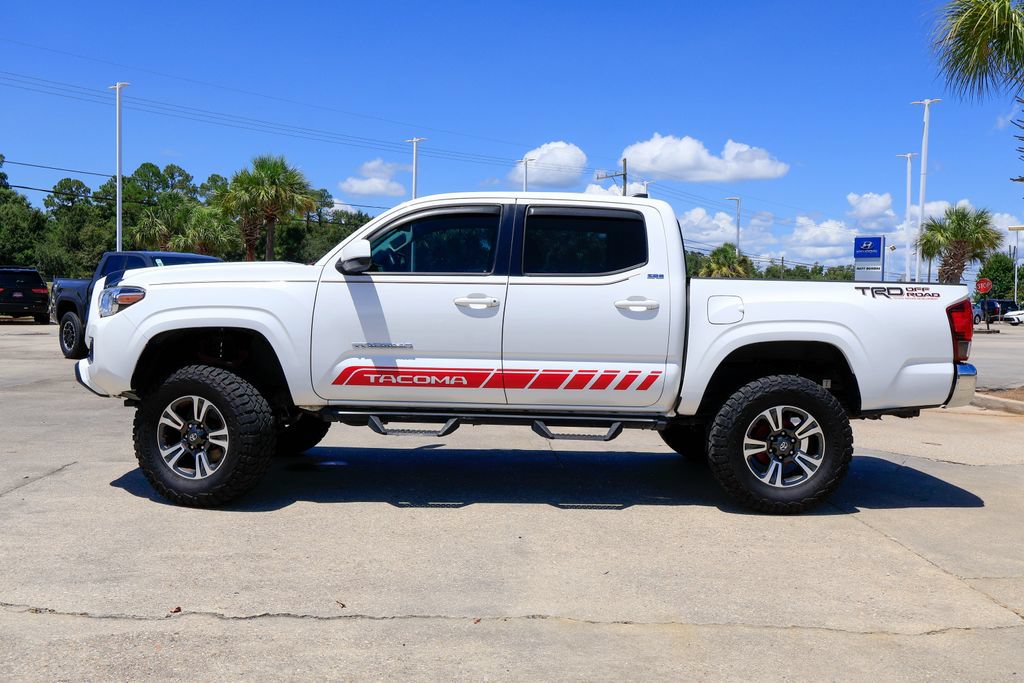 Used 2023 Toyota Tacoma SR5 RWD image 25