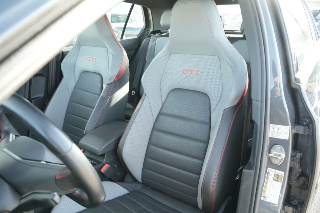 Used 2024 Volkswagen GTI SE w/ SE Leather Seats Package image 27