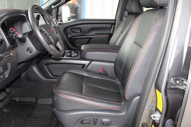 Used 2024 Nissan Titan PRO-4X w/ Pro-4x Convenience Package image 22