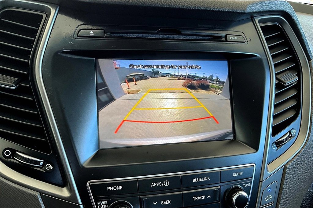 Used 2018 Hyundai Santa Fe SE w/ Cargo Package image 14