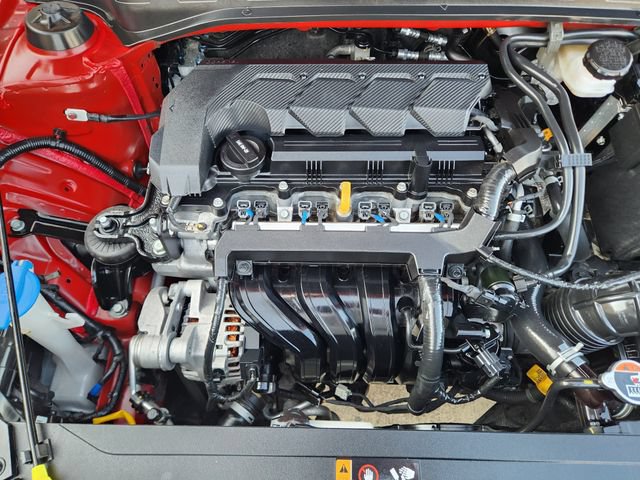Used 2023 Hyundai Venue Limited FWD image 32