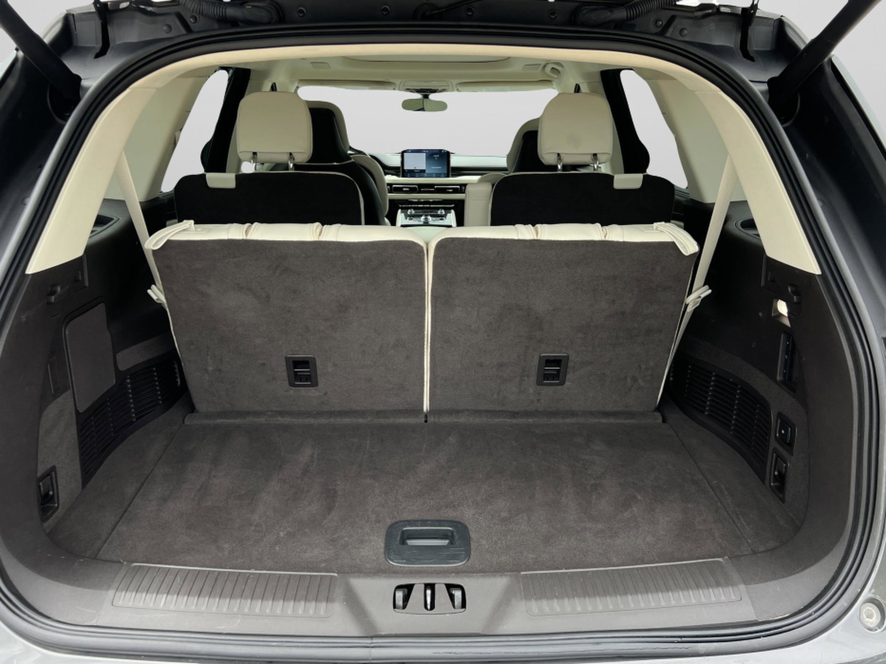 Certified 2023 Lincoln Aviator Black Label w/ Dynamic Handling Package AWD/4WD image 10