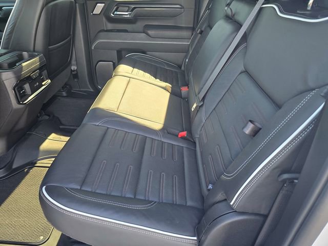 Used 2024 GMC Sierra 1500 AT4X image 11