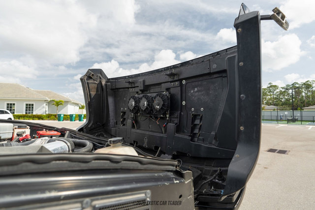 Used 2004 HUMMER H2 w/ Preferred Equipment Group image 17