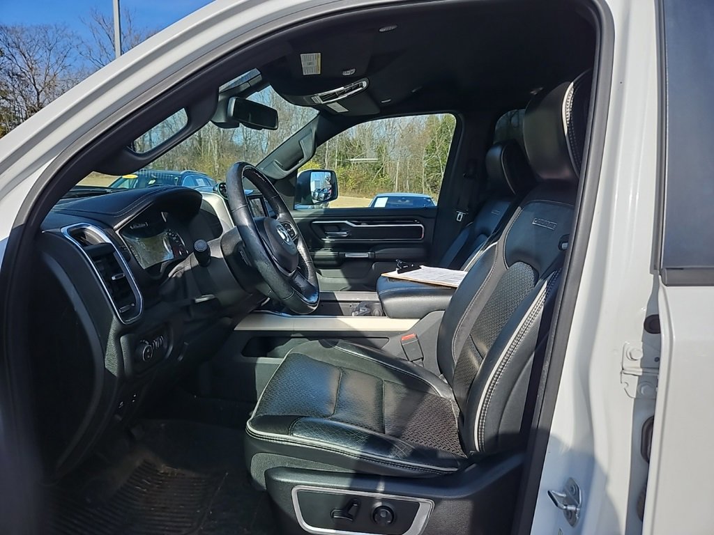 Used 2019 RAM 1500 Laramie w/ Sport Appearance Package image 15