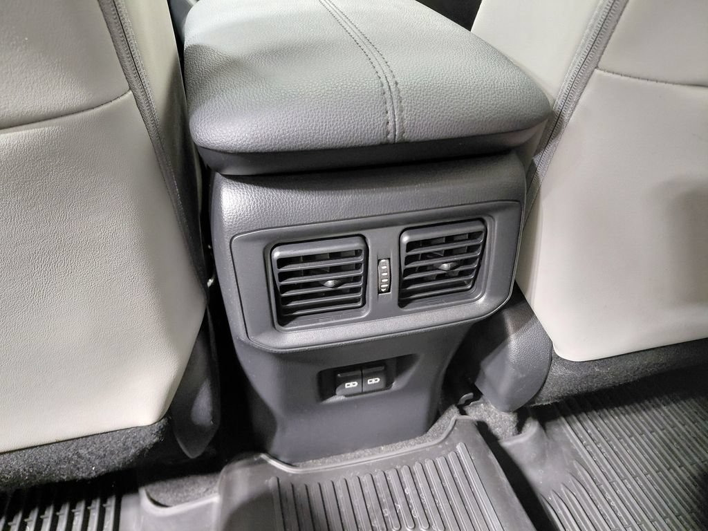 Used 2022 Toyota RAV4 Limited AWD/4WD image 45