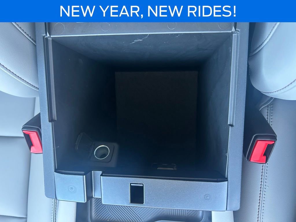 New 2026 Ford Explorer Active w/ Active Comfort Package image 28