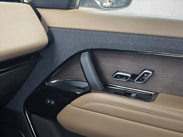 Used 2023 Land Rover Range Rover Sport SE image 26