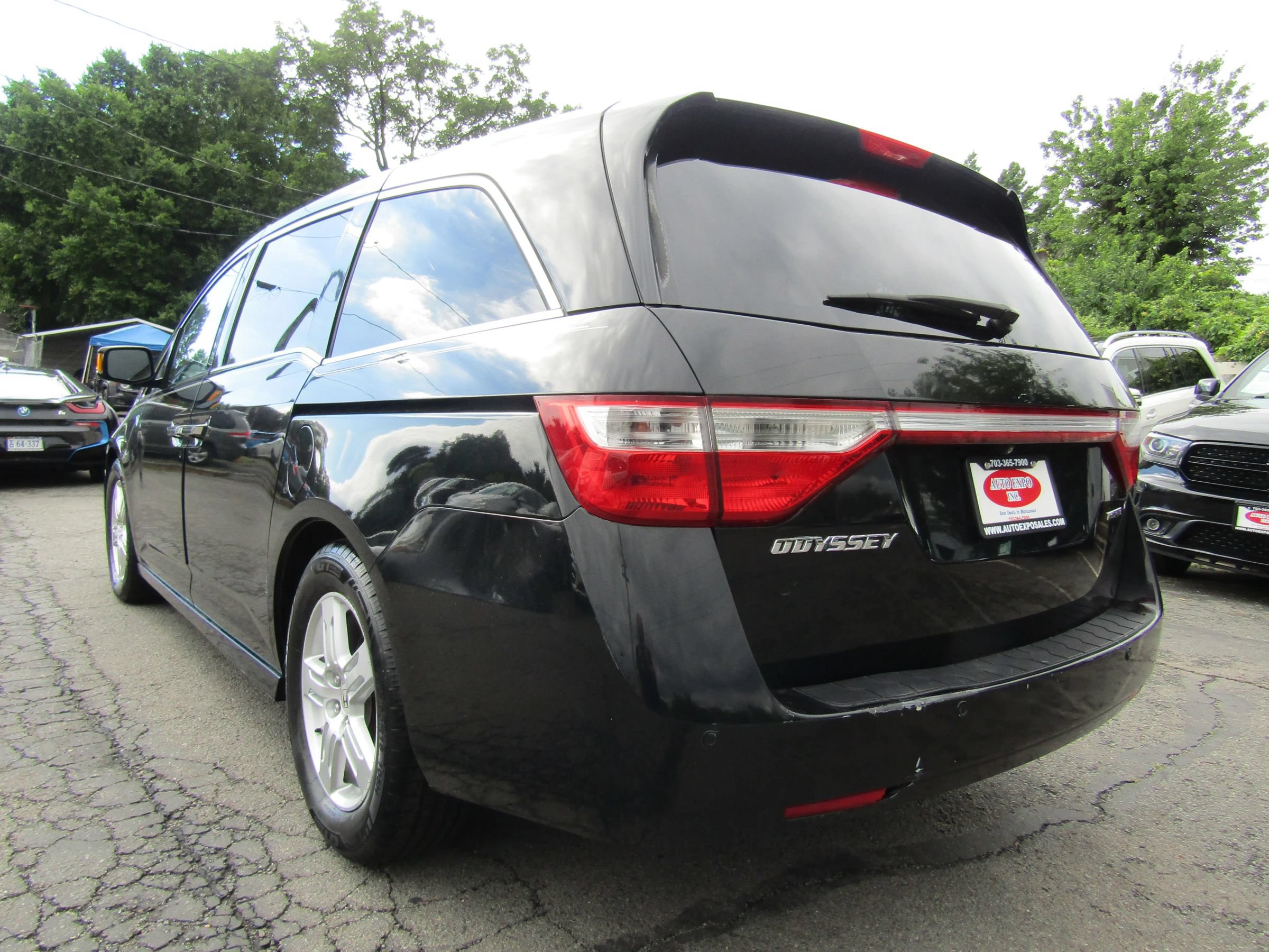 Used 2012 Honda Odyssey Touring image 4