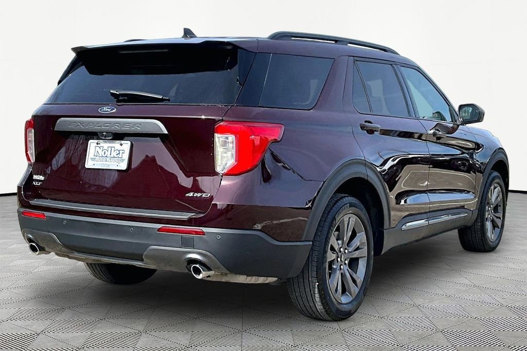 Certified 2022 Ford Explorer XLT w/ Equipment Group 202A image 2